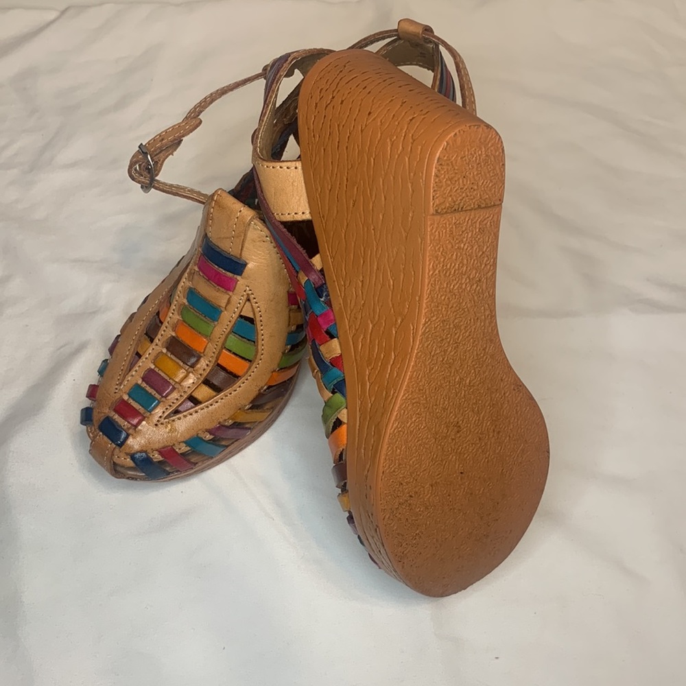 Super Colorful Wedges - Picture 4 of 5
